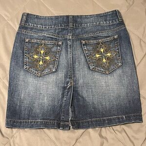 Lei Dark Blue Denim skirt with back pocket design Size 7